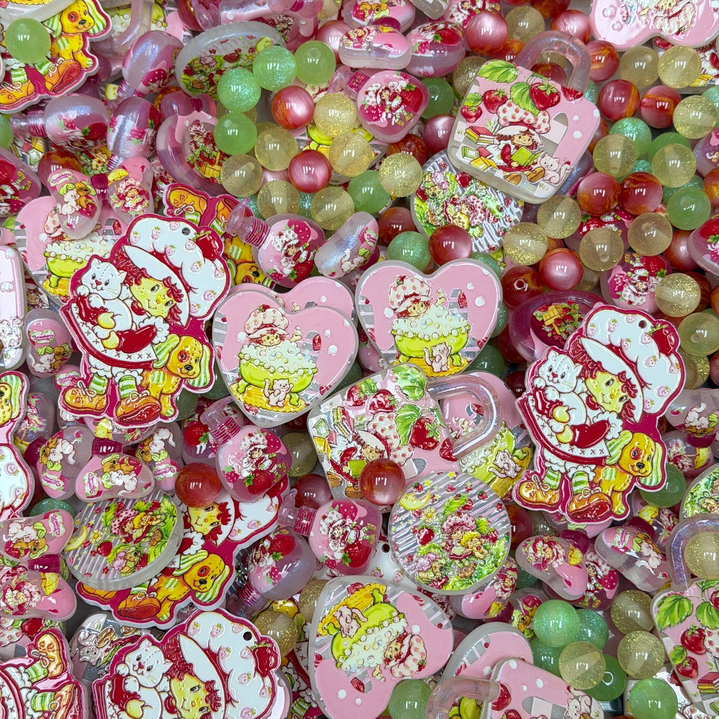Acrylic beads-Strawberry Girl(for phone chains, beadable pens, keychains)