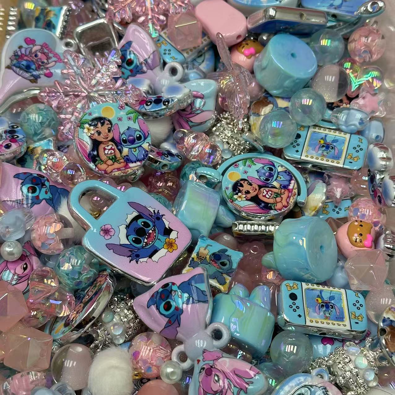 (Last one)Acrylic beads – stitch for beadable pens, keychains, phone chains