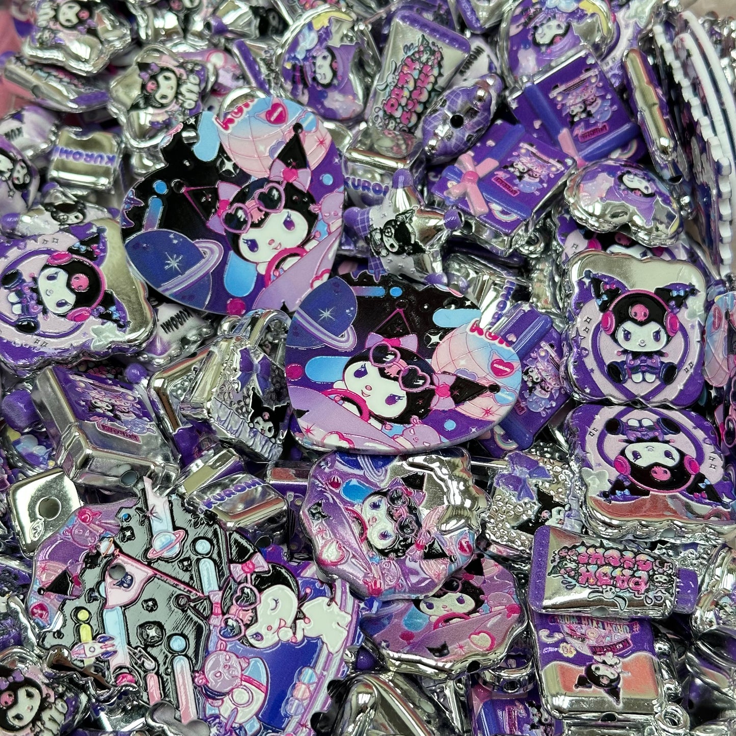 Acrylic beads – Purple Kuku for beadable pens, keychains, phone chains