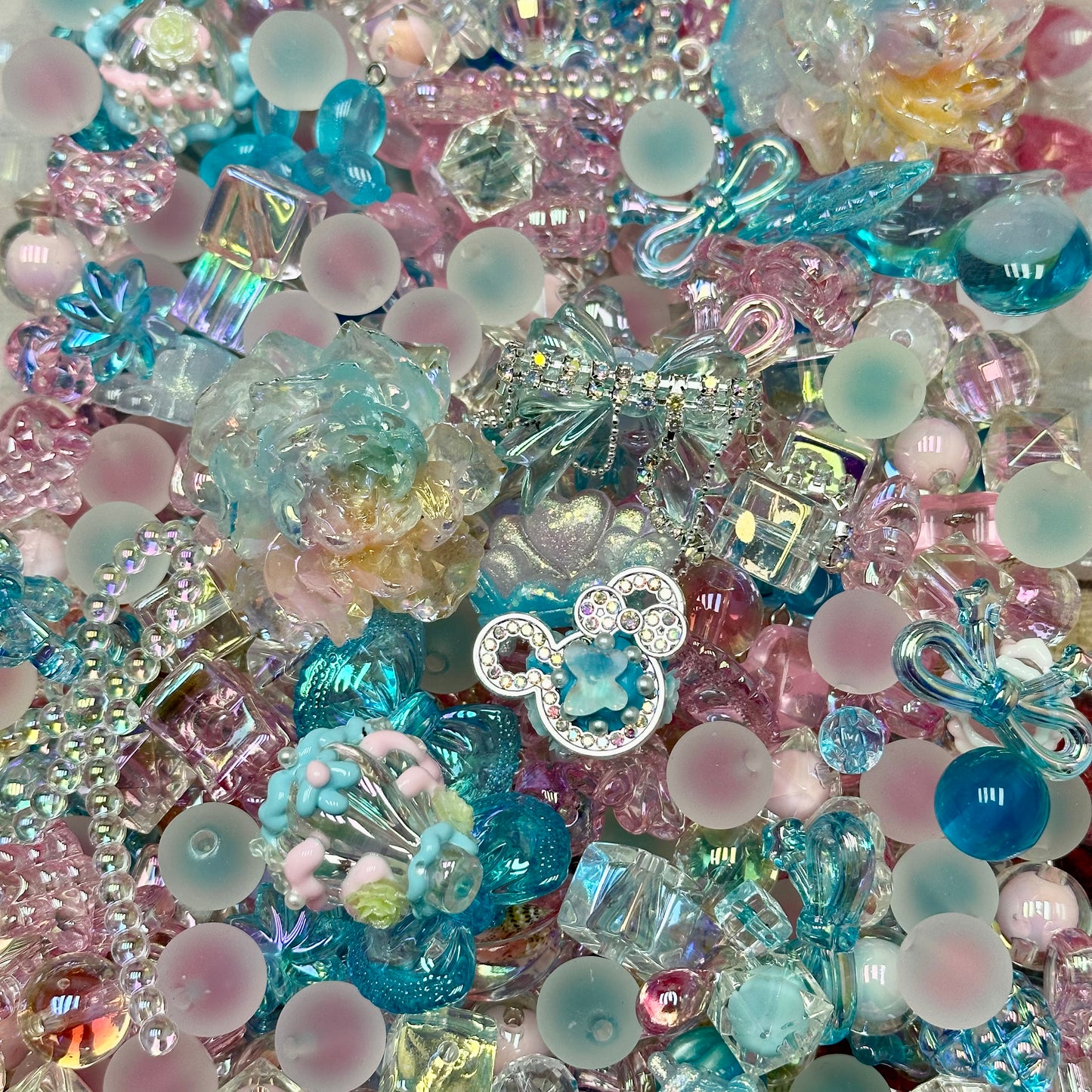 Acrylic beads – Dream Blue and Pink for beadable pens, keychains, phone chains