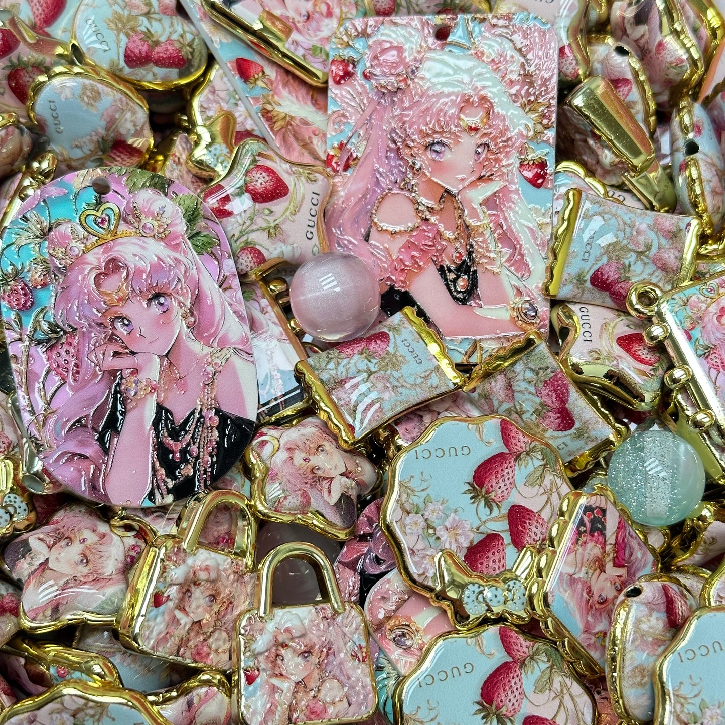 Acrylic beads-Strawberry Sailor Moon GG (for beadable pens, keychains, phone chains)