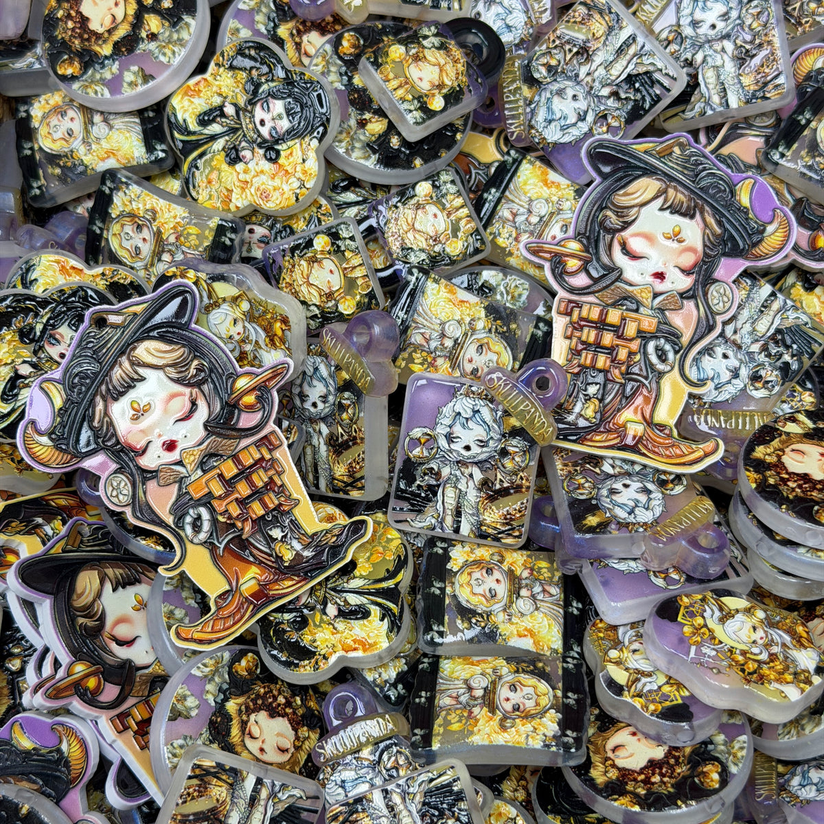 Acrylic beads- Black Golden SP(for phone chains, beadable pens, keychains)