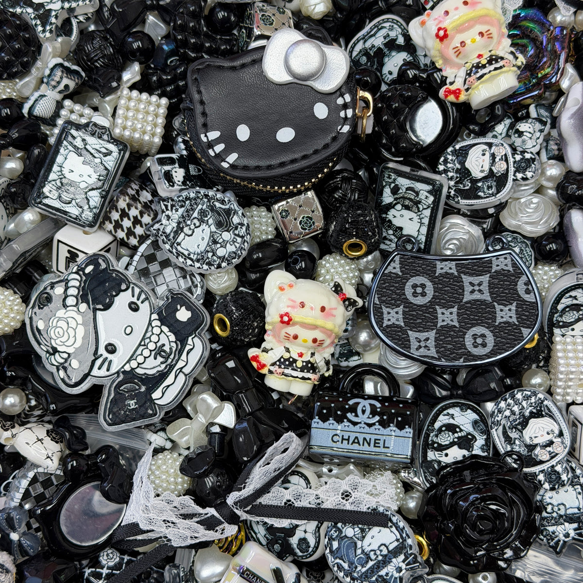 Acrylic beads-Black Kitty(for phone chains, beadable pens, keychains)