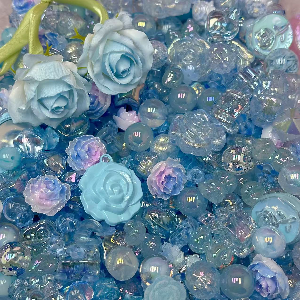 (New)Acrylic beads – Blue Rose for beadable pens, keychains, phone chains