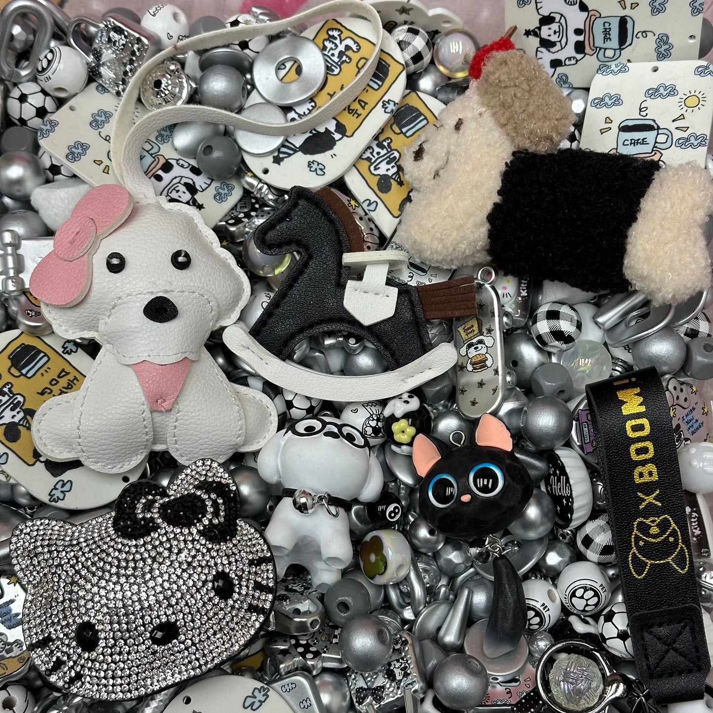 Acrylic beads-Gray Puppy Boom (for beadable pens, keychains, phone chains)
