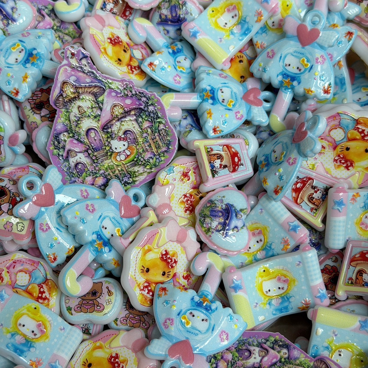 Acrylic beads- Blue & Yellow Kitty(for phone chains, beadable pens, keychains)