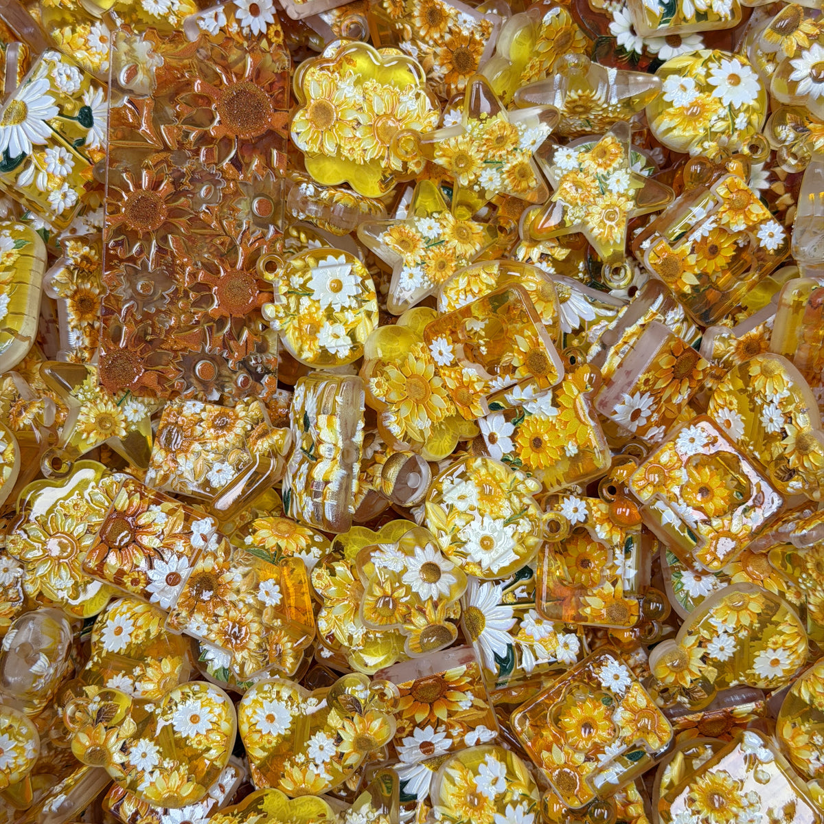 Acrylic beads-Yellow Daisy(for phone chains, beadable pens, keychains)