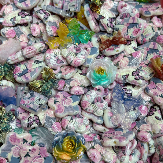 Acrylic beads-Butterfly’s Floral Tale(for phone chains, beadable pens, keychains)