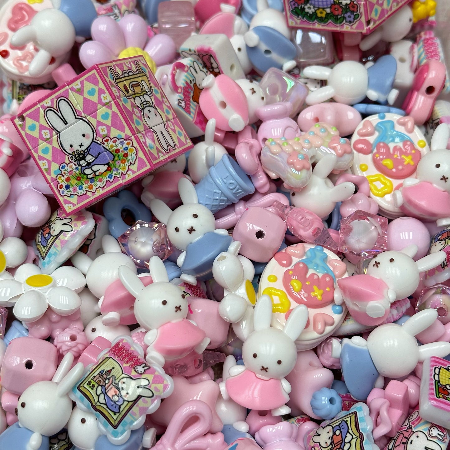 Acrylic beads – Miffy for beadable pens, keychains, phone chains