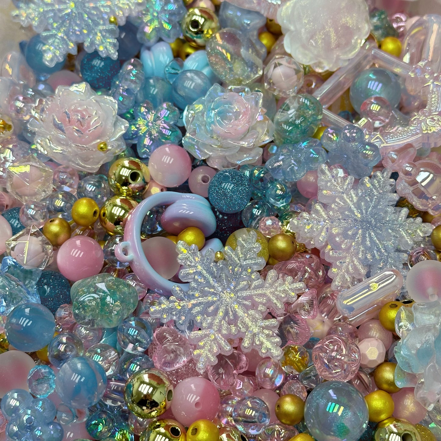 Acrylic beads –  Shimmer Pink & Blue for beadable pens, keychains, phone chains