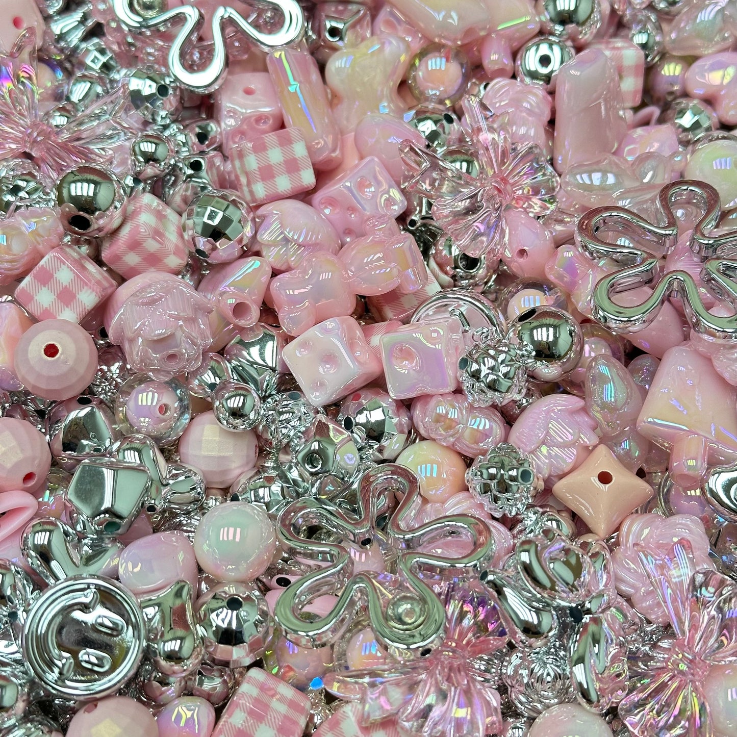 Acrylic beads- Pink&silver (for keychains,beadable pens, phone chains)