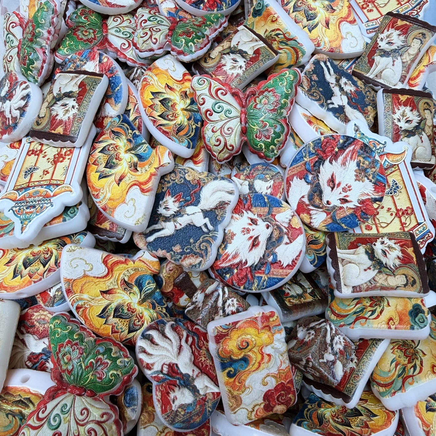 Acrylic beads-Crimson Nine-Tailed Fox(for phone chains, beadable pens, keychains)