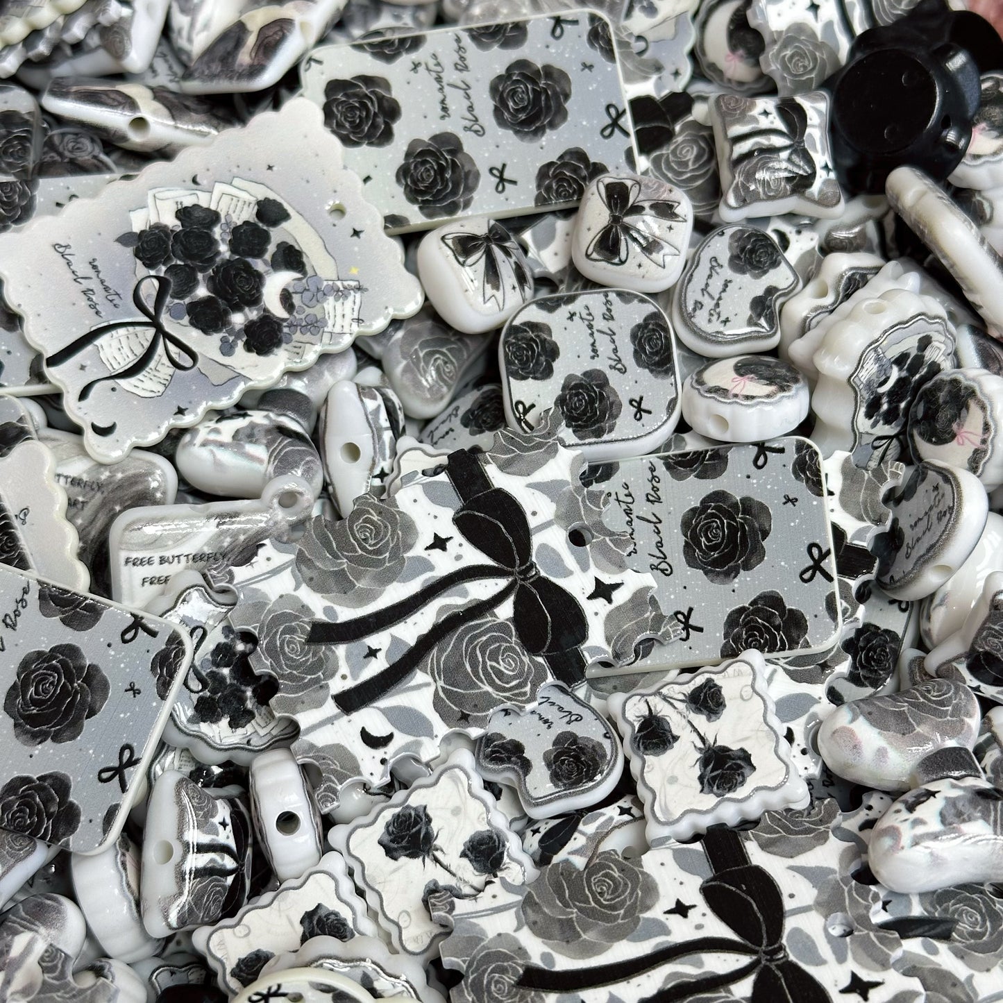 Acrylic beads –  Black Rose for beadable pens, keychains, phone chains