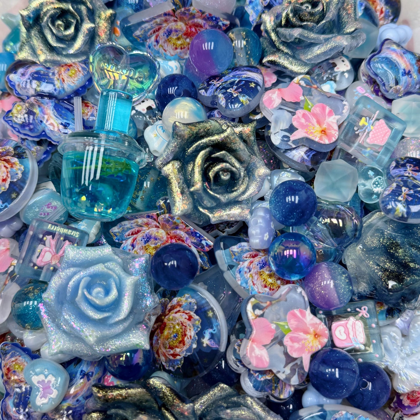 Acrylic beads-Crystal Ice Blue Floral(for phone chains, beadable pens, keychains)