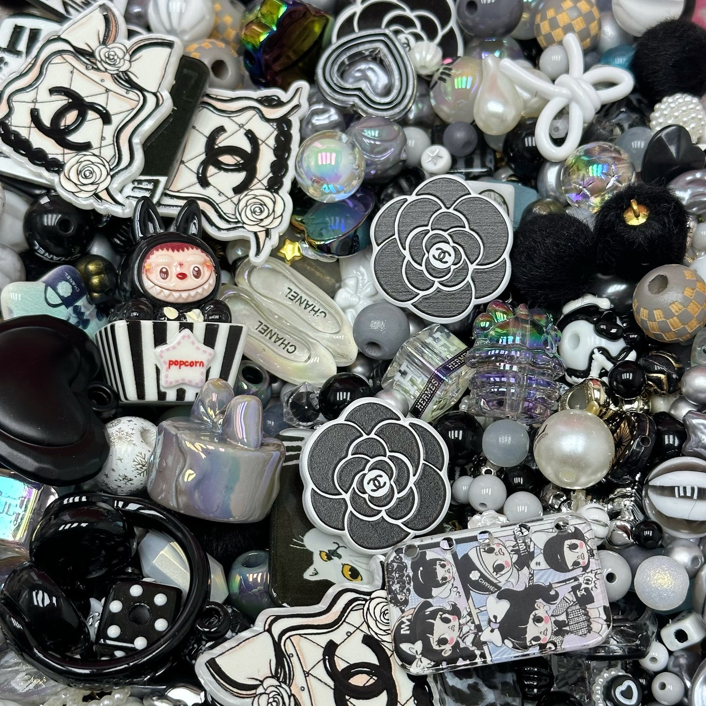 [last One !!!]Acrylic beads – Black & White Classic for beadable pens, keychains, phone chains