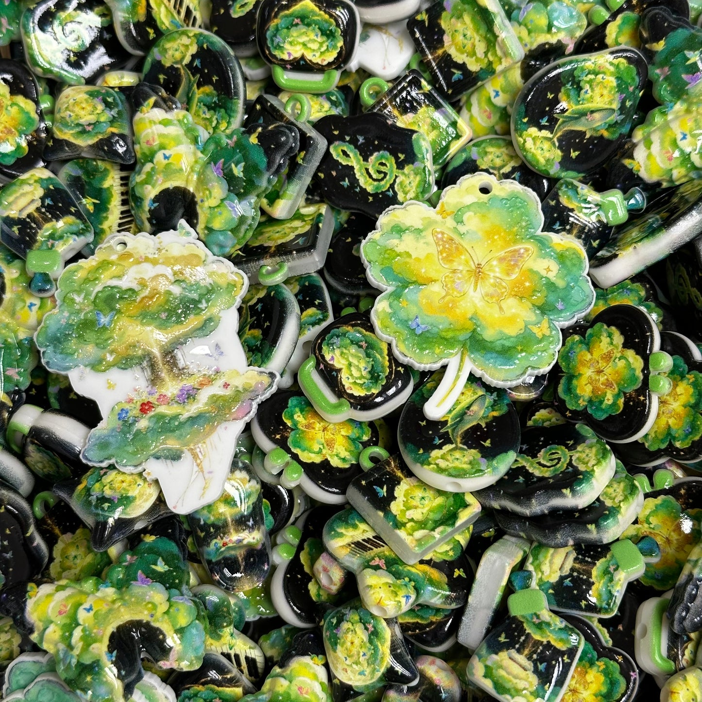 Acrylic beads-Butterfly Valley(for phone chains, beadable pens, keychains)