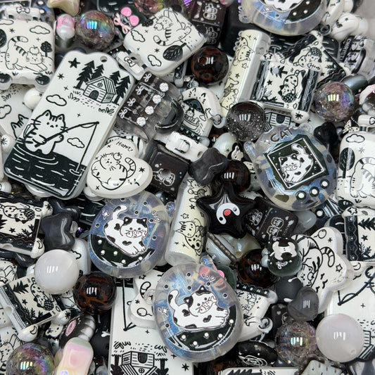 Acrylic beads-Black & White Fishing Kitty(for phone chains, beadable pens, keychains)