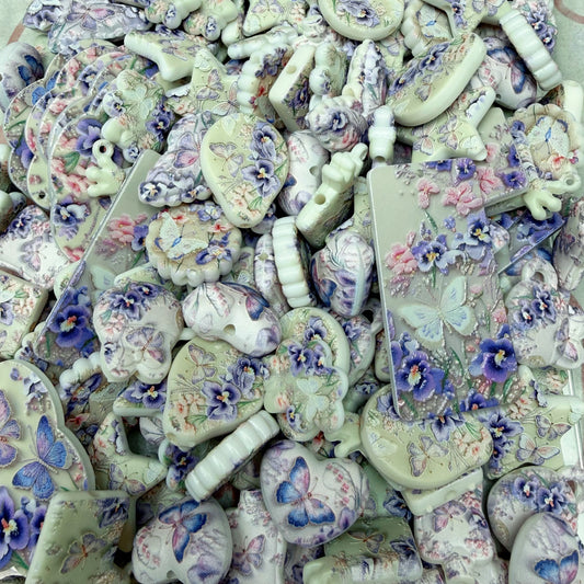 Acrylic beads- Purple Butterfly’s Secret Garden(for phone chains, beadable pens, keychains)