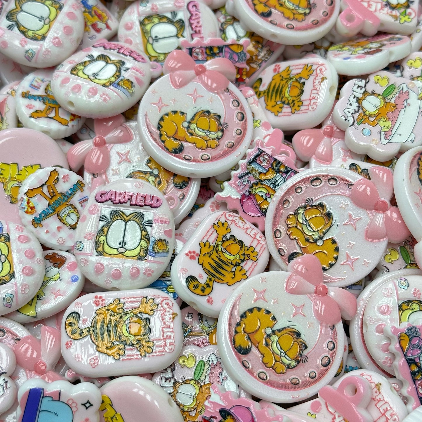 Acrylic beads –  Carfield cat for beadable pens, keychains, phone chains
