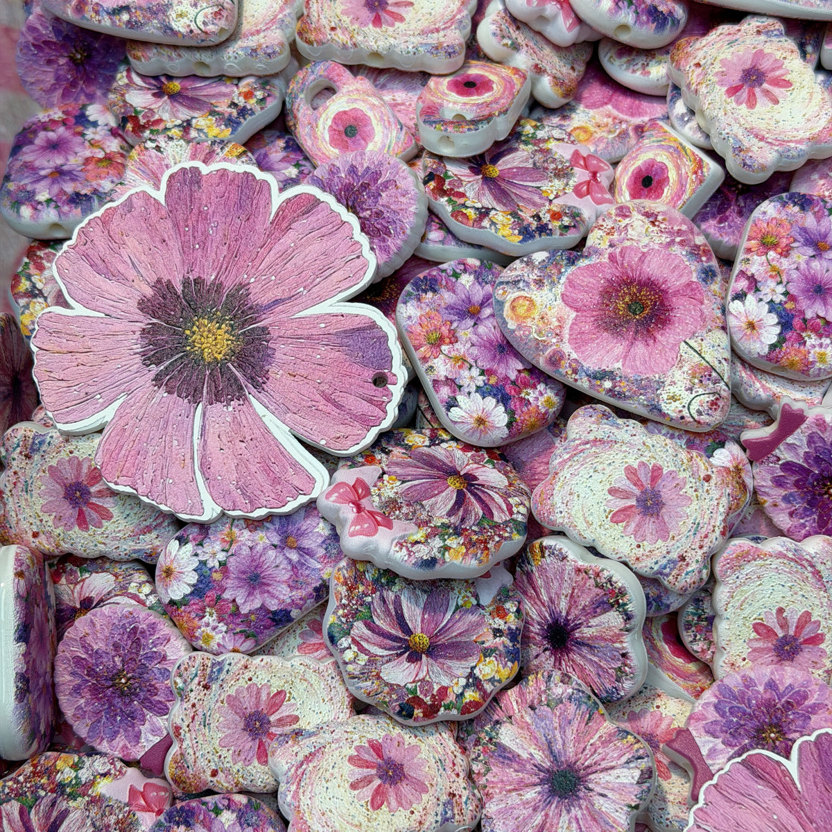 Acrylic beads-Purple Wishing Flower(for phone chains, beadable pens, keychains)
