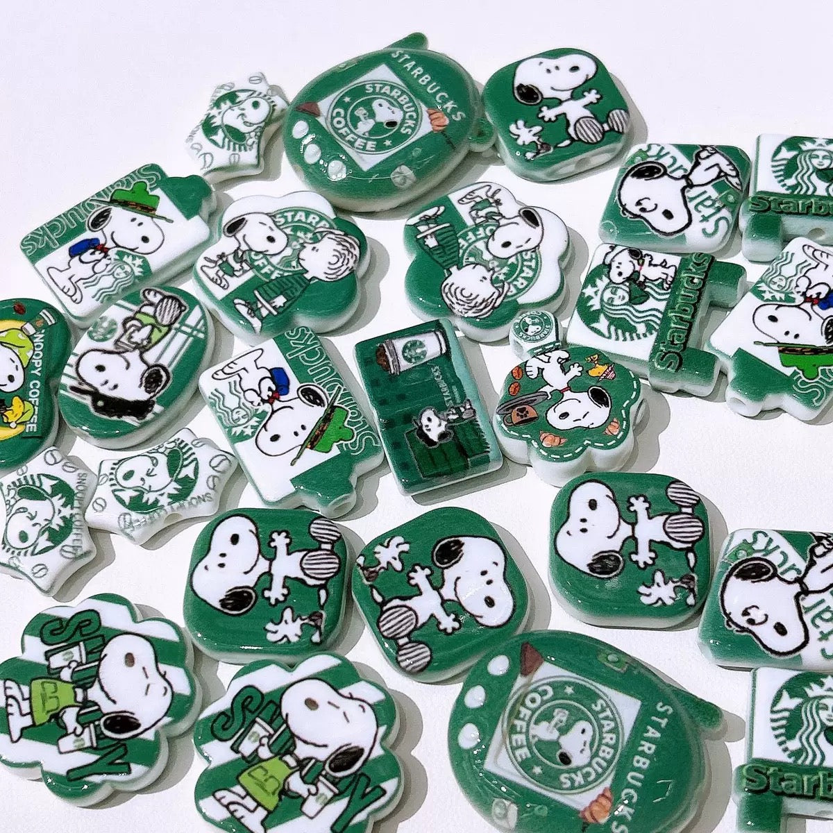 Acrylic beads-Snoopy  (for beadable pens, keychains, phone chains)