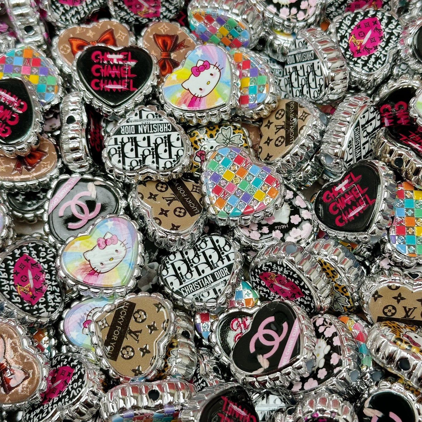 Acrylic beads-Luxury Designer Heart (for beadable pens, keychains, phone chains)
