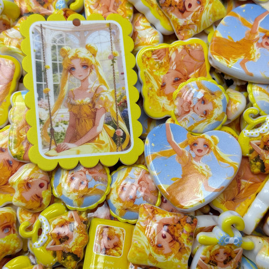 Acrylic beads –  Golden Sailor Moon for beadable pens, keychains, phone chains