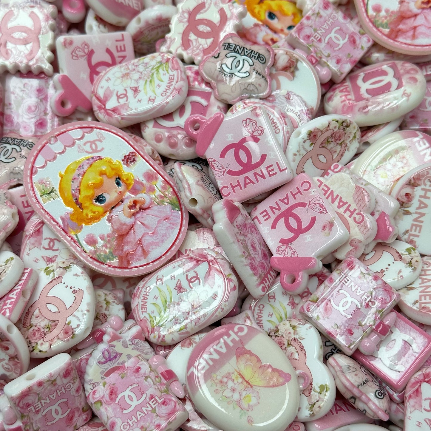 Acrylic beads – Pink CC for beadable pens, keychains, phone chains